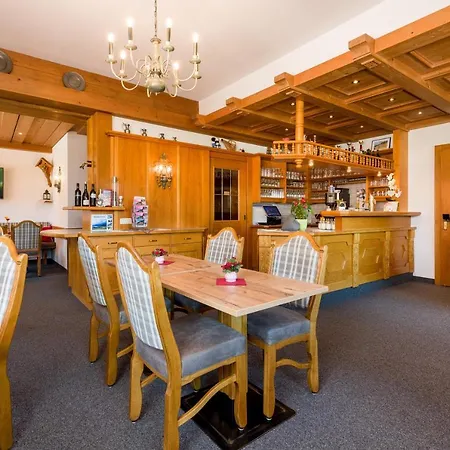 فندق Tirolerhof 3*