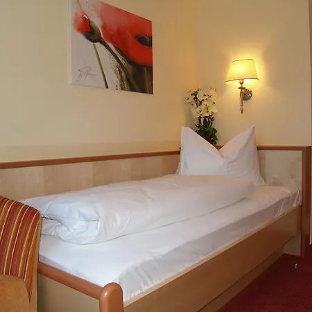 Hotel Tirolerhof Lermoos