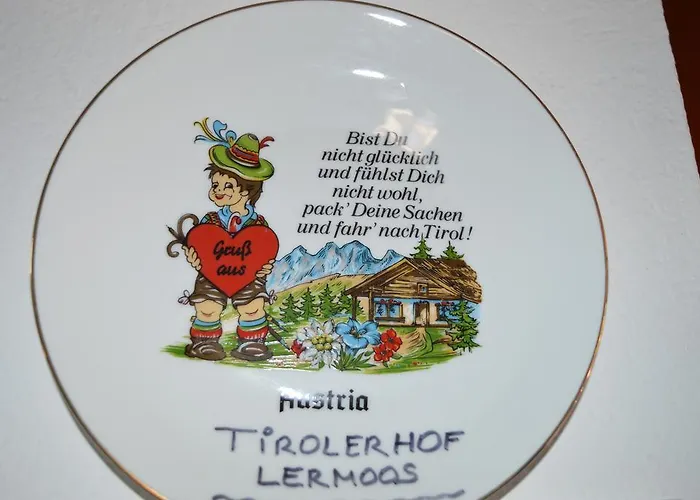 Отель Tirolerhof Лермос