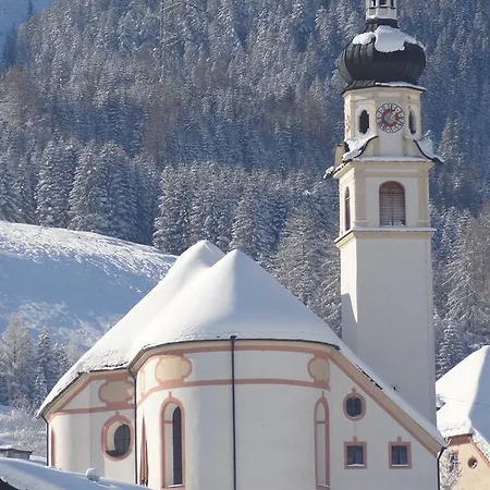 Tirolerhof Szálloda 3*